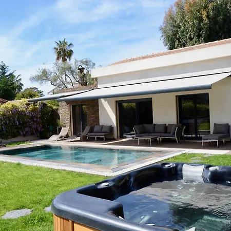 Βίλα Capleouna-villa La *